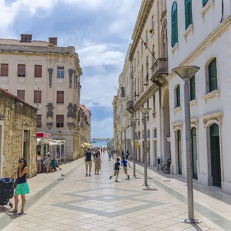 Lutikano * Σπλιτ